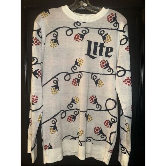 OFFICIAL 2023 MILLER LITE MEN'S UGLY CHRISTMAS HOLIDAY HOP-LIGHTS SWEATER size M - Picture 1 of 5